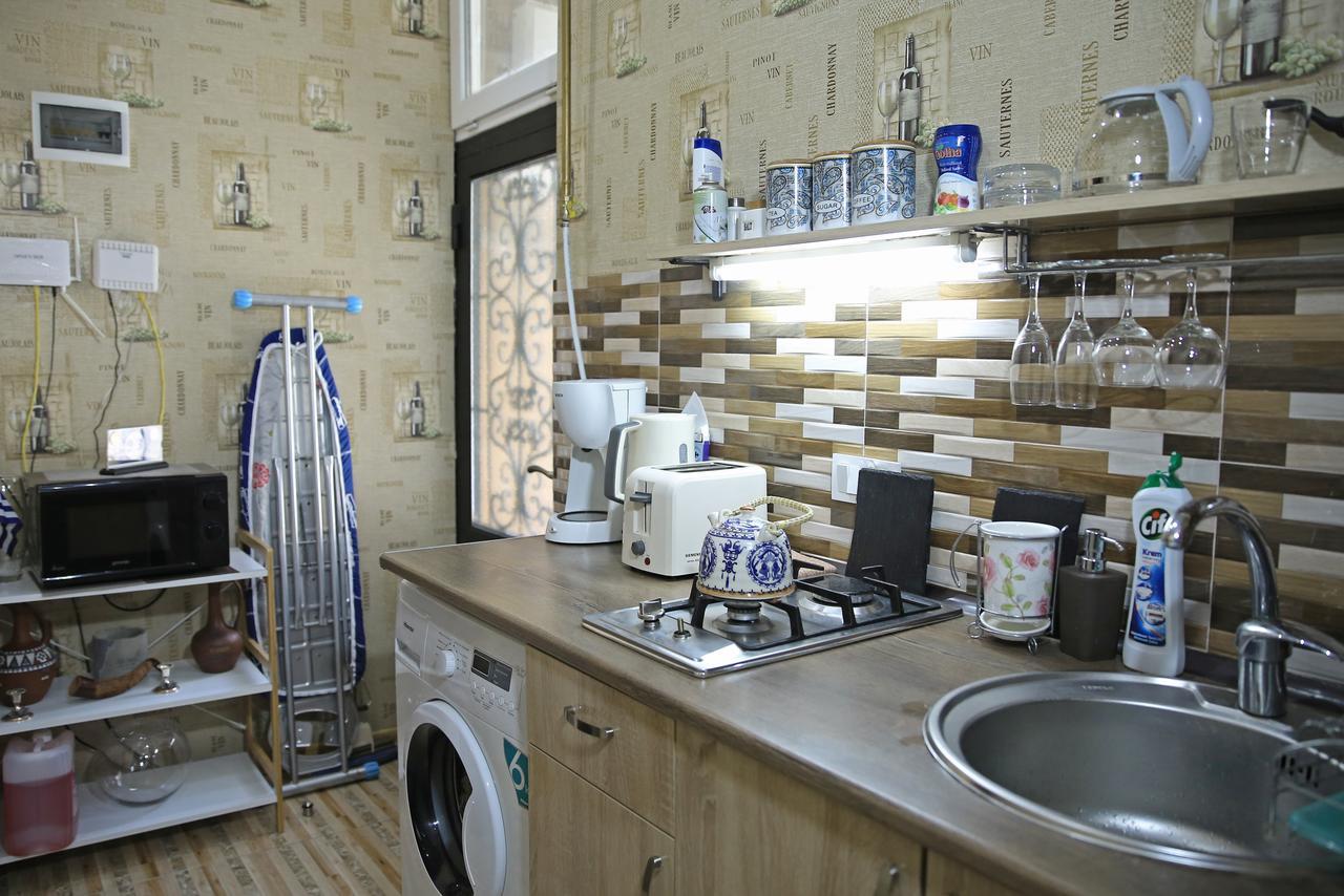 Guest House Beautiful Tbilisi On Khidistavi Street Esterno foto
