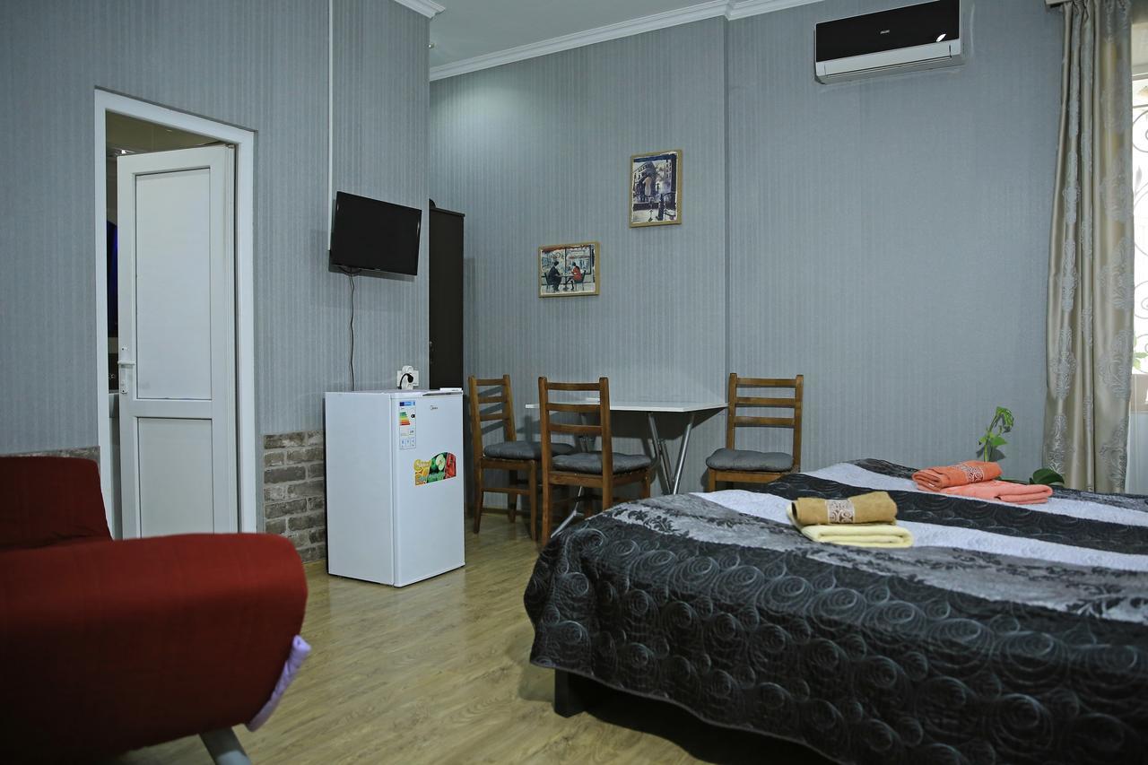 Guest House Beautiful Tbilisi On Khidistavi Street Esterno foto